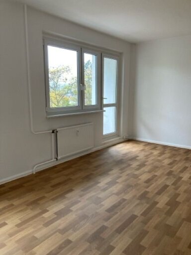 Wohnung zur Miete 382 € 3 Zimmer 65,5 m² 8. Geschoss frei ab 31.03.2025 Tungerstraße 3 Herrenberg Erfurt 99099