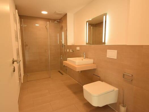 Wohnung zur Miete 735 € 2 Zimmer 58,7 m² 4. Geschoss Villingen Villingen-Schwenningen 78048