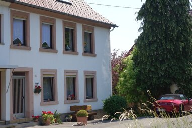 Doppelhaushälfte zum Kauf 240.000 € 9 Zimmer 180 m² 2.593 m² Grundstück Schiffweiler Schiffweiler 66578