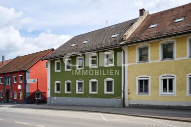 Mehrfamilienhaus zum Kauf 477.000 € 8 Zimmer 235,6 m² 810 m² Grundstück Planungsbezirk 107 Straubing 94315