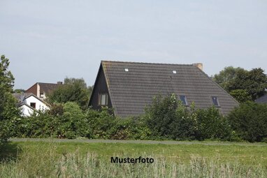 Einfamilienhaus zum Kauf Zwangsversteigerung 68.400 € 1 Zimmer 110 m² 628 m² Grundstück Norddeich 25764