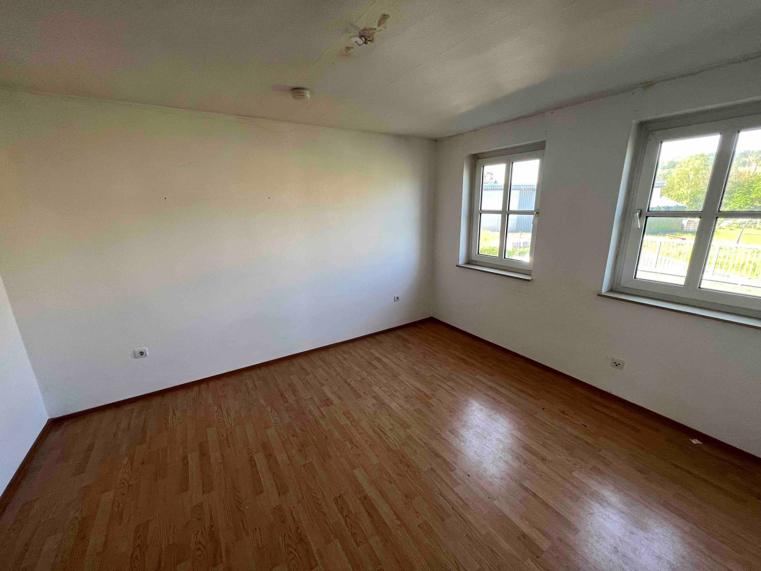 Wohnung zur Miete 350 € 2 Zimmer 52 m²<br/>Wohnfläche 1. Stock<br/>Geschoss Ab sofort<br/>Verfügbarkeit Wanfried Wanfried 37281
