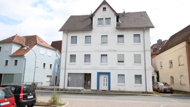 Wohn- und Geschäftshaus zum Kauf als Kapitalanlage geeignet 229.000 € 12 Zimmer 300 m² 302 m² Grundstück Windsbach Windsbach 91575