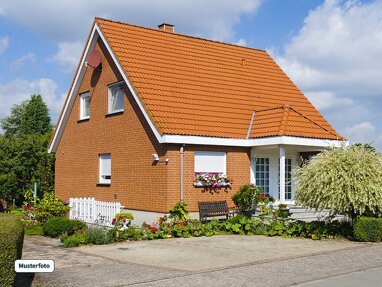 Haus zum Kauf Provisionsfrei Zwangsversteigerung 196.000 € 84 m² 151 m² Grundstück Römerschanze Reutlingen 72760