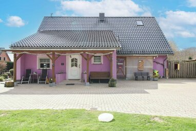 Immobilie zum Kauf 449.000 € 7 Zimmer 193 m² 2.890,2 m² Grundstück Schönberg Schönberg 23923