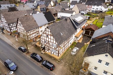 Mehrfamilienhaus zum Kauf 235.000 € 16 Zimmer 373,3 m² 581 m² Grundstück Nanzenbach Dillenburg 35690