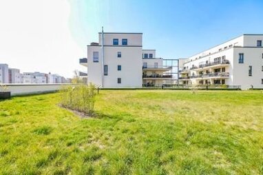 Wohnung zur Miete 900 € 5 Zimmer 140 m² Konrad-Adenauer-Ring 1 Camp Lindsey Wiesbaden 65187