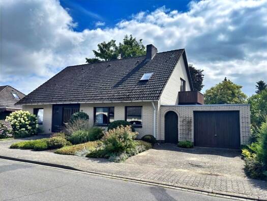 Einfamilienhaus zum Kauf 349.000 € 5 Zimmer 210 m² 870 m² Grundstück Lüchow 29439