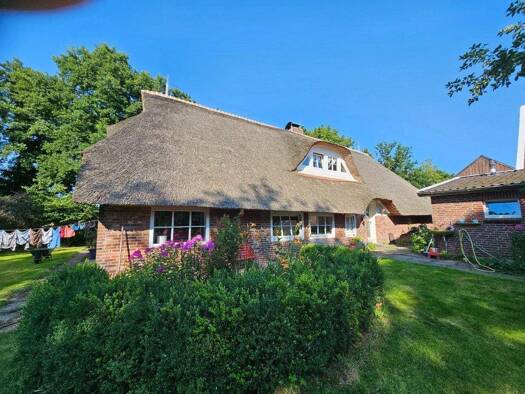 Einfamilienhaus zum Kauf 550.000 € 6 Zimmer 220 m² 19.397 m² Grundstück Oldenbrok-Altendorf Ovelgönne 26939