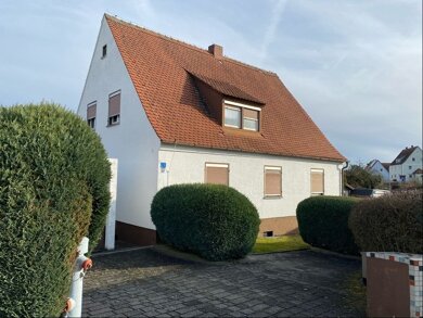 Einfamilienhaus zum Kauf 229.000 € 5,5 Zimmer 129,7 m² 680 m² Grundstück Burgoberbach Burgoberbach 91595