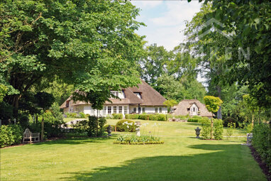 Villa zum Kauf 6,5 Zimmer 304 m² 4.184 m² Grundstück Hanerau-Hademarschen 25557