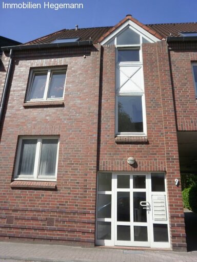 Wohnung zur Miete 300 € 1 Zimmer 30 m² 2. Geschoss frei ab 01.05.2025 Stadtzentrum Emden 26721