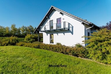 Einfamilienhaus zum Kauf Zwangsversteigerung 170.500 € 4 Zimmer 160 m² 955 m² Grundstück Auersmacher Kleinblittersdorf 66271