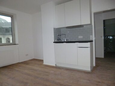 Apartment zur Miete 720 € 1,5 Zimmer 31 m² 4. Geschoss Nibelungenalle 31 35 Nordend - West Frankfurt am Main 60318