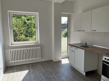 Wohnung zur Miete 530 € 2,5 Zimmer 54 m² 2. Geschoss Woermannstraße 18 Neumühlen - Dietrichsdorf Bezirk 2 Kiel 24149