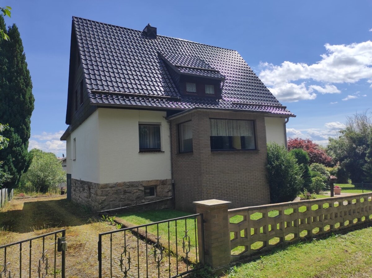 Einfamilienhaus zum Kauf 239.000 € 6 Zimmer 160 m²<br/>Wohnfläche 628 m²<br/>Grundstück Ritterstraße 9 Sichelnstein Staufenberg Sichelnstein 34355