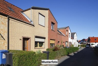 Doppelhaushälfte zum Kauf Zwangsversteigerung 190.000 € 6 Zimmer 99 m² 195 m² Grundstück Buchloe Buchloe 86807