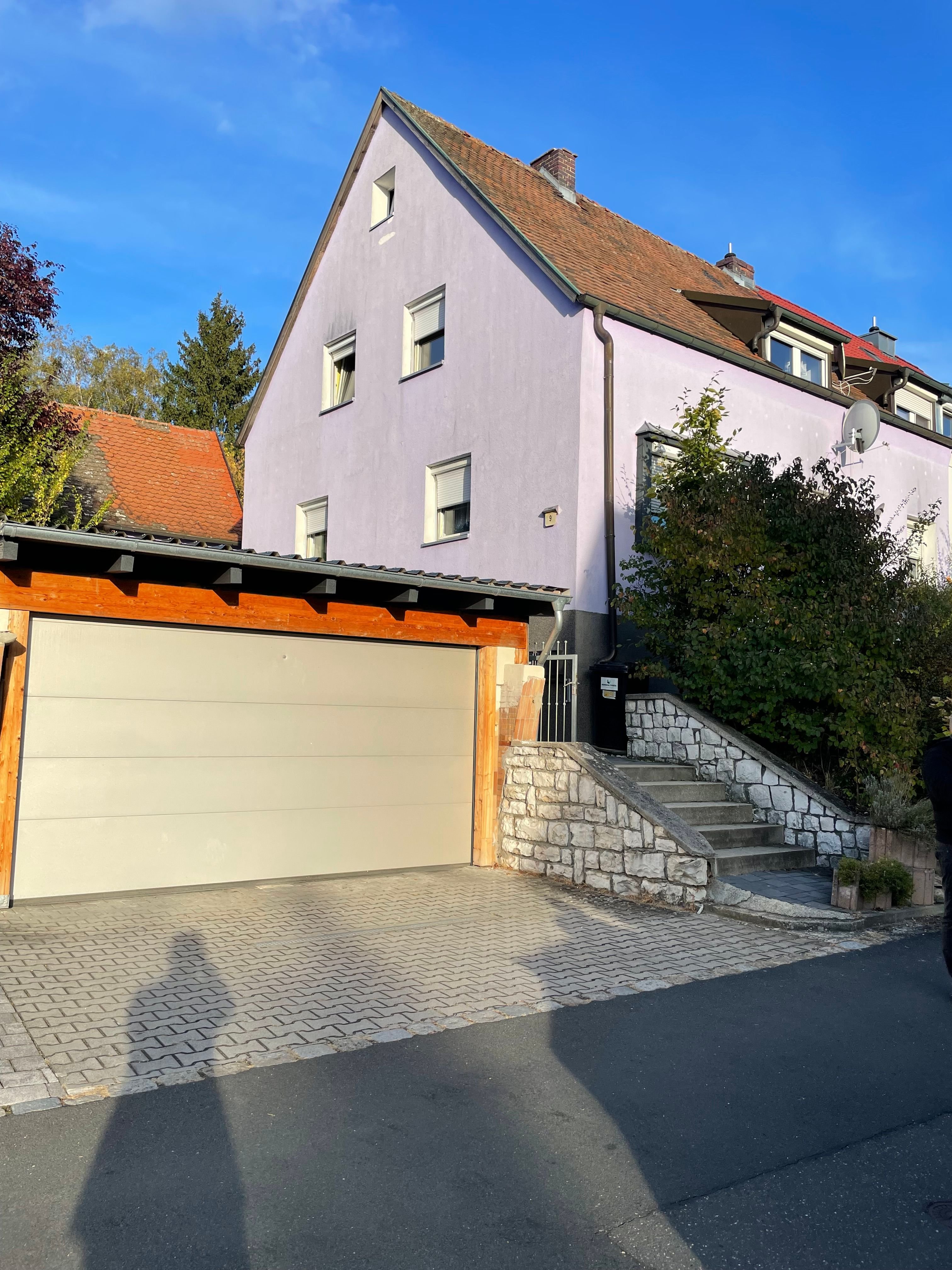 Mehrfamilienhaus zum Kauf 449.000 € 6 Zimmer 200 m²<br/>Wohnfläche 709 m²<br/>Grundstück Schlesierstraße Nürnberger Str. Amberg 92224