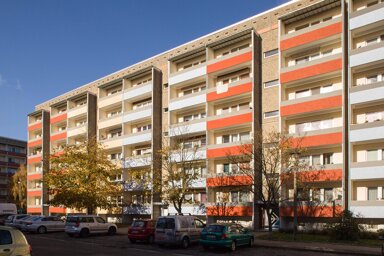 Wohnung zur Miete 350 € 3 Zimmer 62,9 m² 5. Geschoss frei ab 01.02.2025 Cölpiner Str. 5 Industrieviertel Neubrandenburg 17034