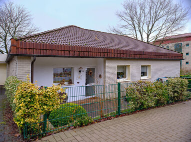 Bungalow zum Kauf 359.000 € 5 Zimmer 119 m² 300 m² Grundstück Bad Driburg Bad Driburg 33014