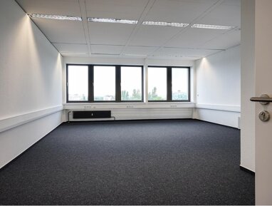 Bürofläche zur Miete 450 € 36,4 m² Bürofläche teilbar ab 36,4 m² Carl-Legien-Str. 15 Bieber Offenbach 63073
