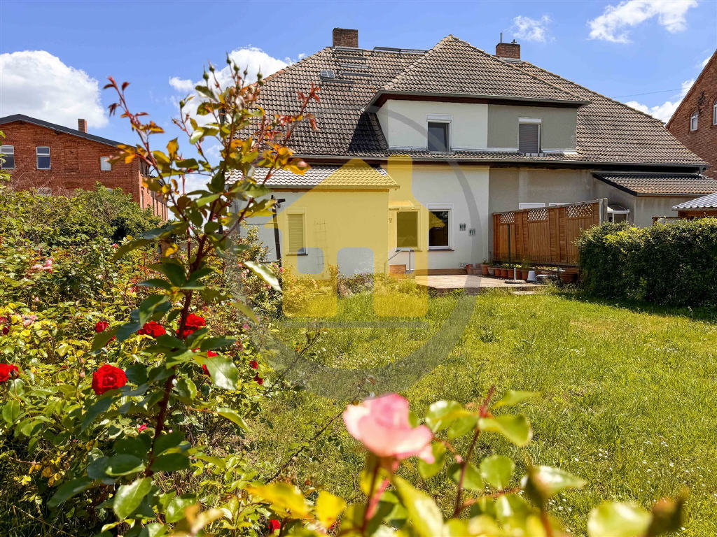 Doppelhaushälfte zum Kauf 69.900 € 5 Zimmer 152,2 m²<br/>Wohnfläche 858 m²<br/>Grundstück Morgenrot 4A Morgenrot Quedlinburg 06484