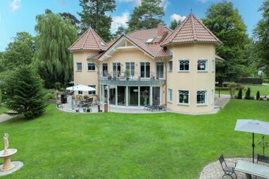 Villa zum Kauf 1.500.000 € 8 Zimmer 437,3 m² 4.693,3 m² Grundstück Waren Waren (Müritz) 17192