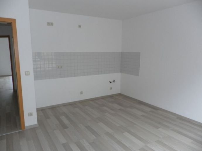 Wohnung zur Miete 323 € 2 Zimmer 53,6 m²<br/>Wohnfläche 1.<br/>Geschoss ab sofort<br/>Verfügbarkeit Matthesstrasse 56 Schloßchemnitz 027 Chemnitz 09113