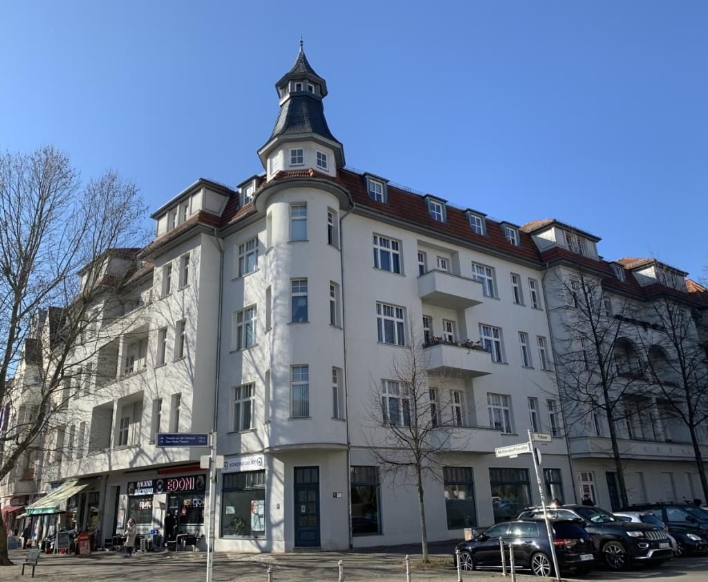 Wohnung zum Kauf 335.000 € 3 Zimmer 94 m²<br/>Wohnfläche 2.<br/>Geschoss Parkaue 36 Lichtenberg Berlin 10367