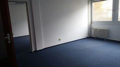 Bürogebäude zur Miete 221 € 1 Zimmer 13,1 m² Bürofläche Warmensteinacher Str. Buckow Berlin 12347