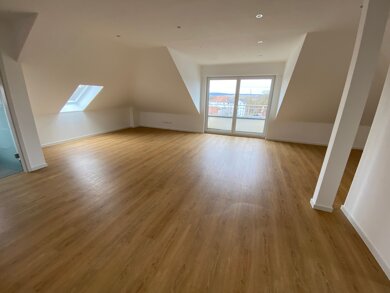 Wohnung zur Miete 1.200 € 4 Zimmer 109 m² 4. Geschoss frei ab 01.03.2025 Südend Fulda 36043