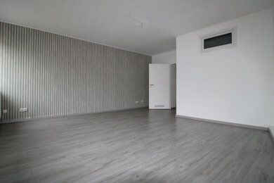 Wohnung zur Miete 1.240 € 3 Zimmer 80 m² 2. Geschoss frei ab sofort Wiesbaden Wiesbaden 65197