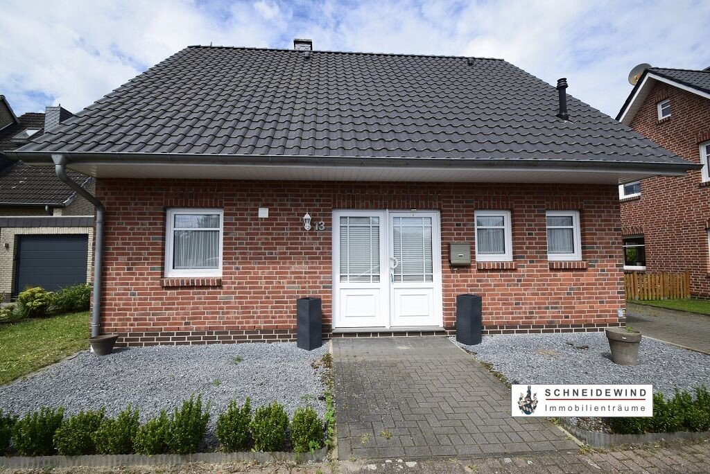Einfamilienhaus zum Kauf 420.000 € 4 Zimmer 127 m²<br/>Wohnfläche 350 m²<br/>Grundstück Ab sofort<br/>Verfügbarkeit Brinkum Stuhr / Brinkum 28816