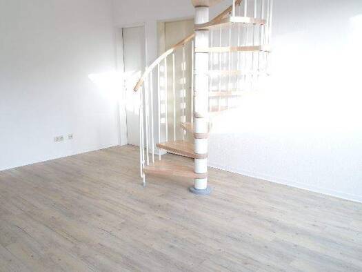 Maisonette zur Miete 895 € 4,5 Zimmer 94 m² 3. Geschoss Innenstadt Hameln 31785