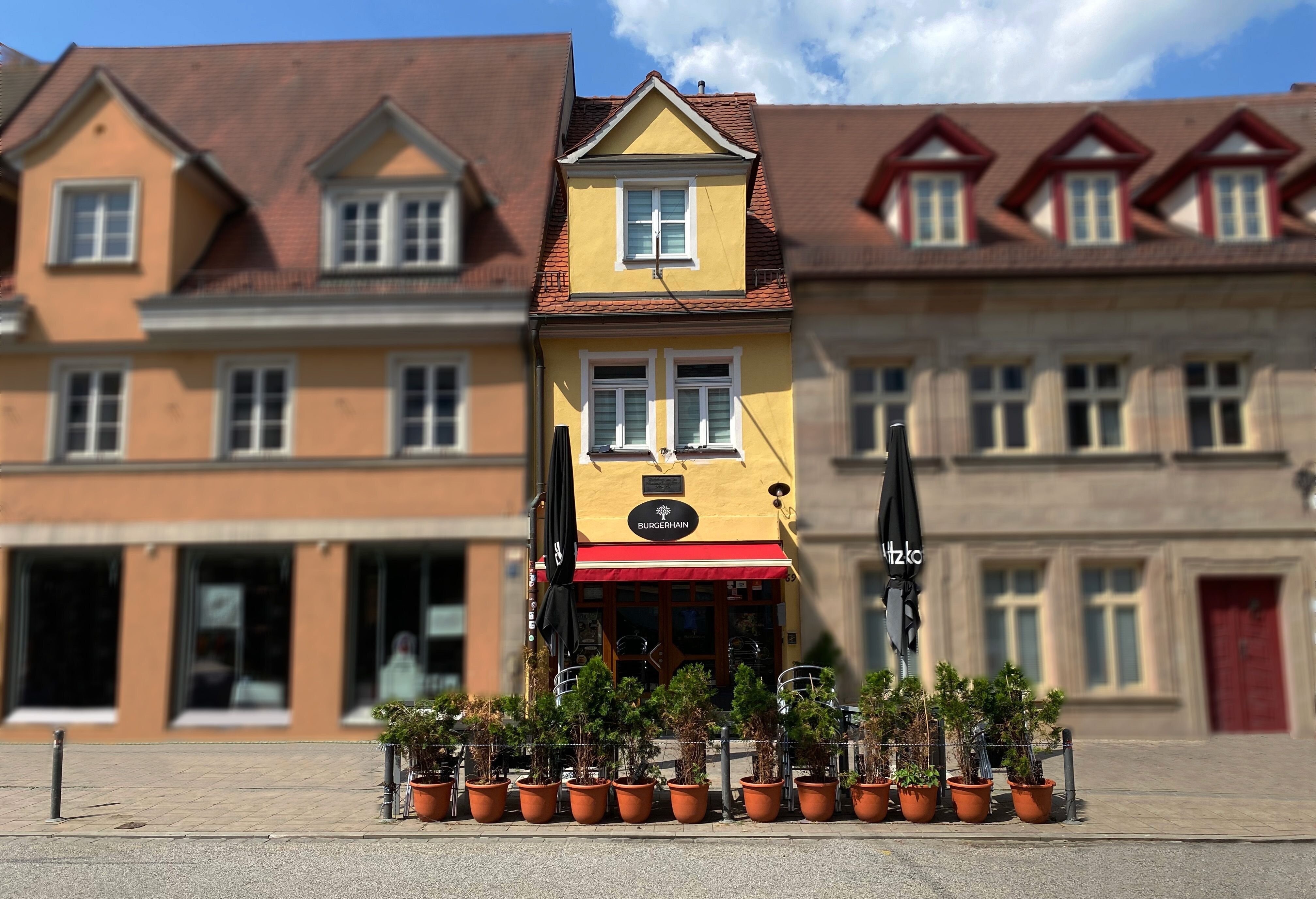 Wohn- und Geschäftshaus zum Kauf 995.000 € 233 m² 153 m² Grundstück Hauptstraße 69 Altstadt Erlangen 91054