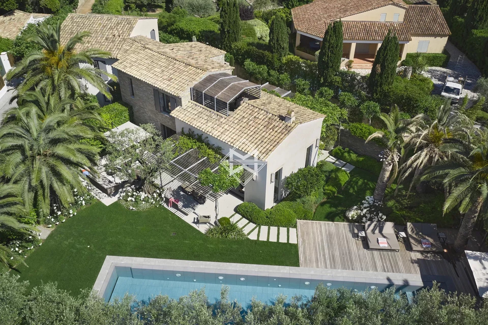 Villa zur Miete provisionsfrei 320.000 € 300 m²<br/>Wohnfläche 1.283 m²<br/>Grundstück Zone Ouest Urbaine Saint-Tropez 83990