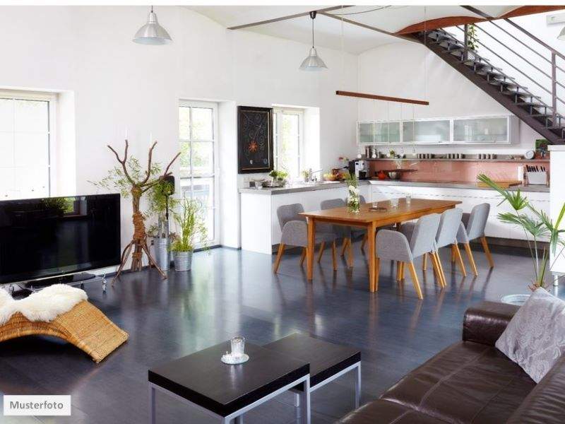 Erdgeschosswohnung in 89231 Neu-Ulm, Bahnhofstr.