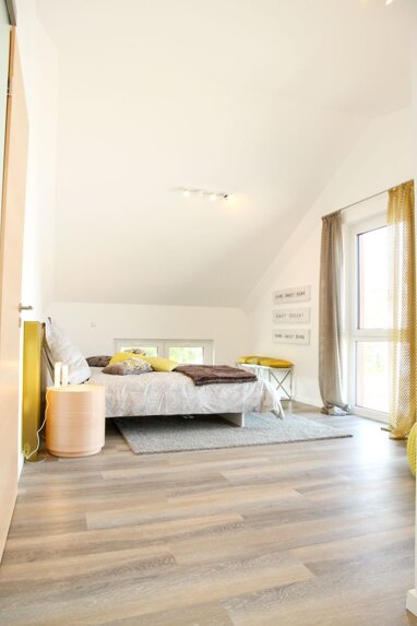 Einfamilienhaus zum Kauf 699.000 € 4 Zimmer 140,3 m² 345 m² Grundstück Weiherhof Zirndorf / Weiherhof 90513
