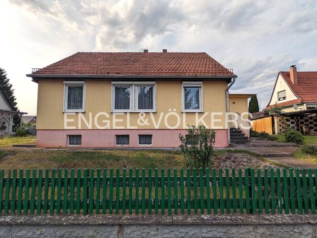 Einfamilienhaus zum Kauf 275.000 € 4 Zimmer 100 m² 1.183 m² Grundstück Lübben Lübben (Spreewald) 15907