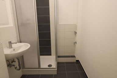 Wohnung zur Miete 289 € 1 Zimmer 34,1 m² 9. Geschoss Chemnitzer Straße 111 Wasserberg - Nord Freiberg 09599