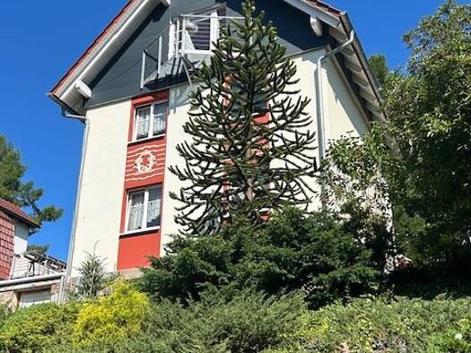 Haus zum Kauf 279.000 € 5 Zimmer 163 m² 790 m² Grundstück frei ab sofort Hohe Feldstraße 60 Suhl 98529