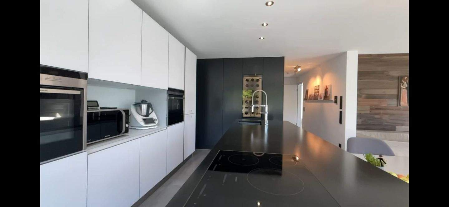 Außergewöhnliche 4,5 Zimmer - Wohnung für besondere Ansprüche