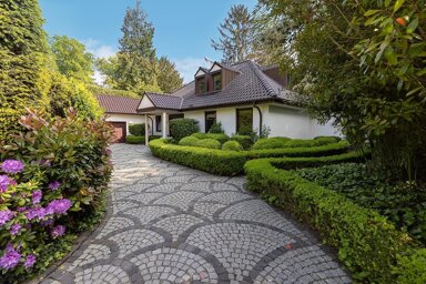 Villa zum Kauf 1.800.000 € 5 Zimmer 384 m² 1.048 m² Grundstück Forstwald Krefeld 47804