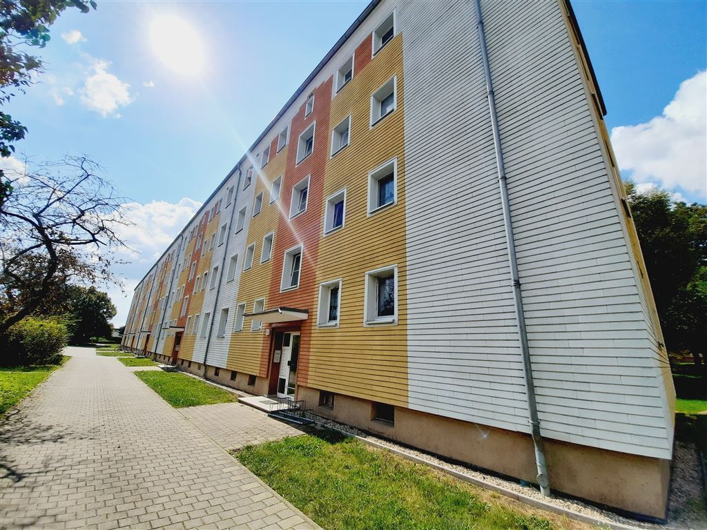 Wohnung zur Miete 360 € 3 Zimmer 59,3 m²<br/>Wohnfläche 2.<br/>Geschoss Gerhart-Hauptmann Straße 9 Lauchhammer - Mitte Lauchhammer 01979