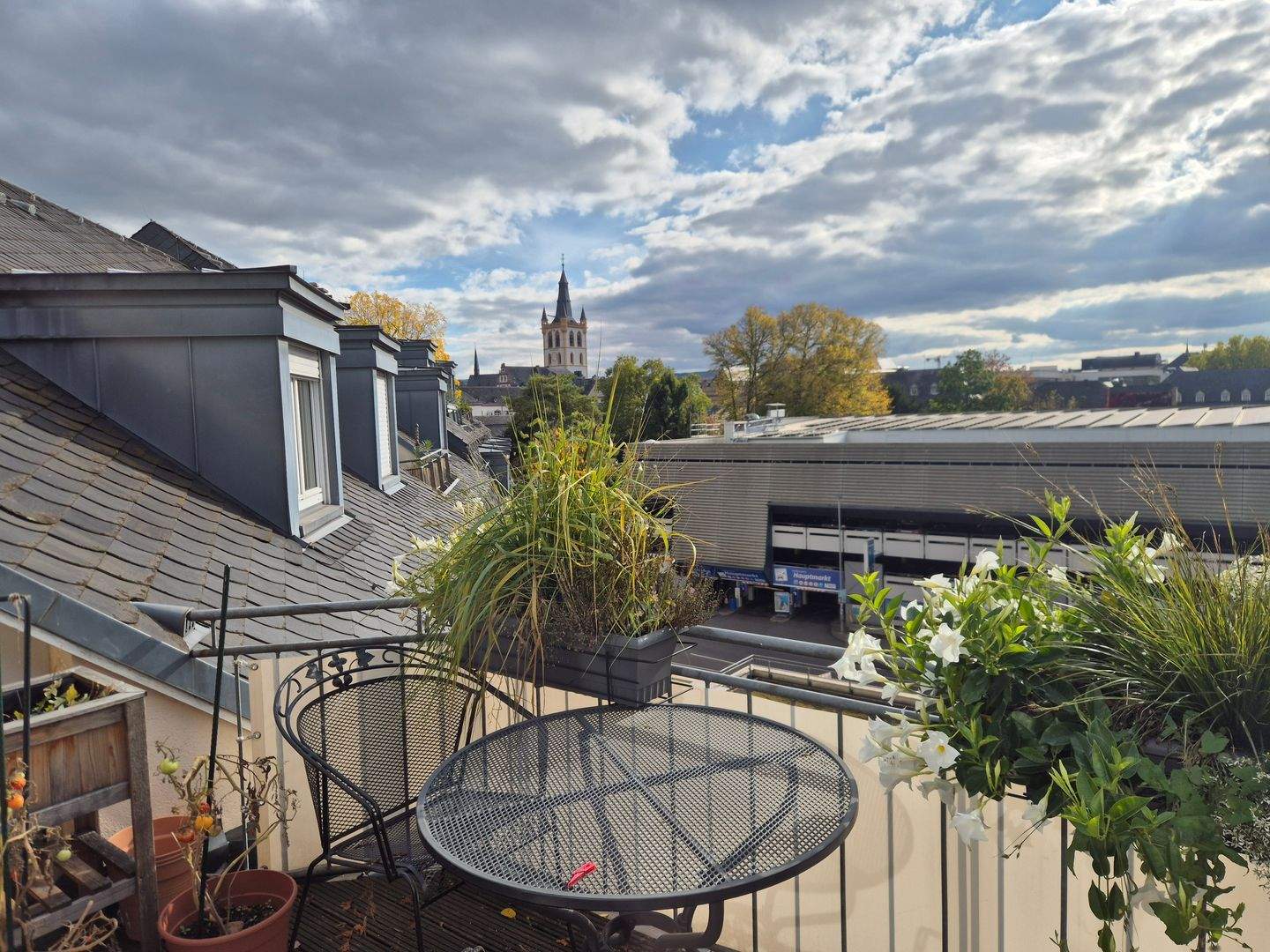 Zentral | Ruhig | Hochwertig | Mit Fernsicht