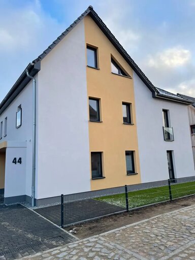 Wohnung zum Kauf provisionsfrei 116.400 € 4 Zimmer 107 m² frei ab sofort Sandberg 44 Neustrelitz Neustrelitz 17235