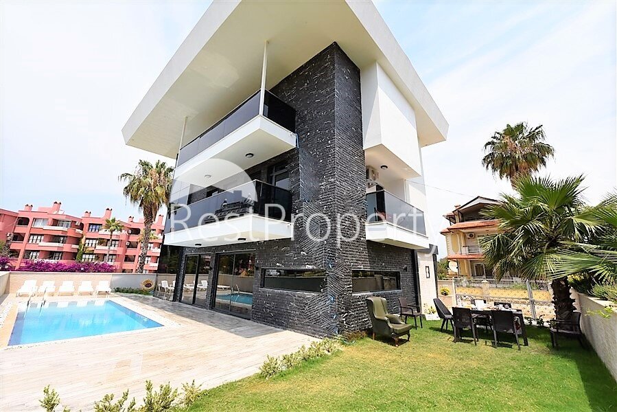 Villa zum Kauf provisionsfrei 425.000 € 5 Zimmer 300 m²<br/>Wohnfläche 550 m²<br/>Grundstück ab sofort<br/>Verfügbarkeit Konakli Alanya