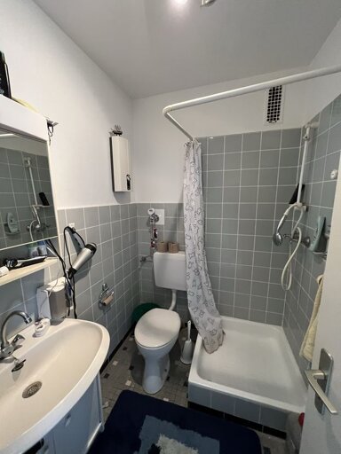 Wohnung zur Miete 377 € 1 Zimmer 30 m² Geschoss 3/3 Eschborn Eschborn 65760