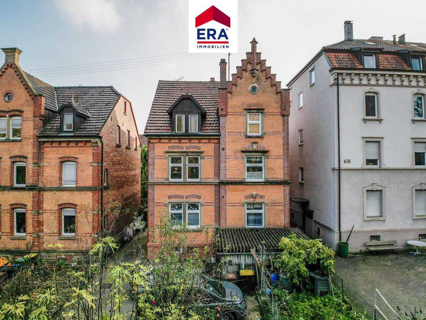 Schöner Altbau, Haus mit 3 Whg plus Ausbaureserve, DG-Ausbau möglich, sehr zentral in Ludwigsburg