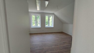 Wohnung zur Miete 407,92 € 1 Zimmer 38,9 m² Oschatzer Straße 39 Canitz Riesa 01587